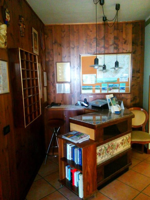 Il Campanile Hotel - La Cantina Del Pittore Miazzina Экстерьер фото